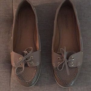 SHOE DAZZLE TAN BOAT SHOES